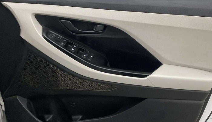 2022 Hyundai Creta EX 1.5 DIESEL, Diesel, Manual, 38,971 km, Driver Side Door Panels Control