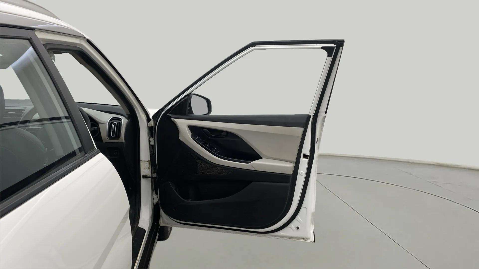 RHS-Front-Door-Open-32