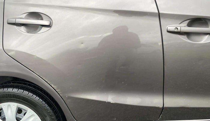 2015 Honda Brio S MT, Petrol, Manual, 78,209 km, Right rear door - Minor scratches