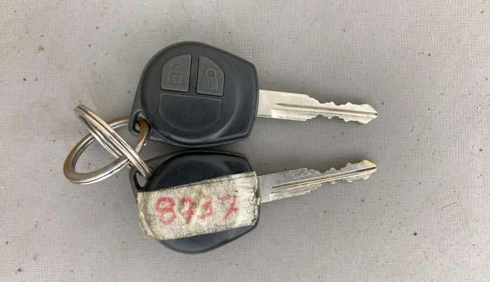 2015 Maruti Swift Dzire VXI, Petrol, Manual, 78,339 km, Key Close Up
