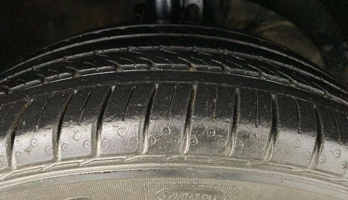 2018 Maruti Baleno ZETA CVT PETROL 1.2, Petrol, Automatic, 77,475 km, Right Front Tyre Tread