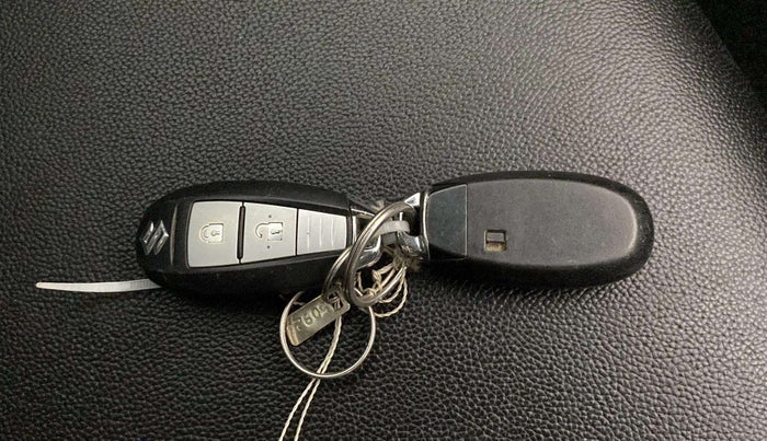 2018 Maruti Baleno ZETA CVT PETROL 1.2, Petrol, Automatic, 77,475 km, Key Close Up