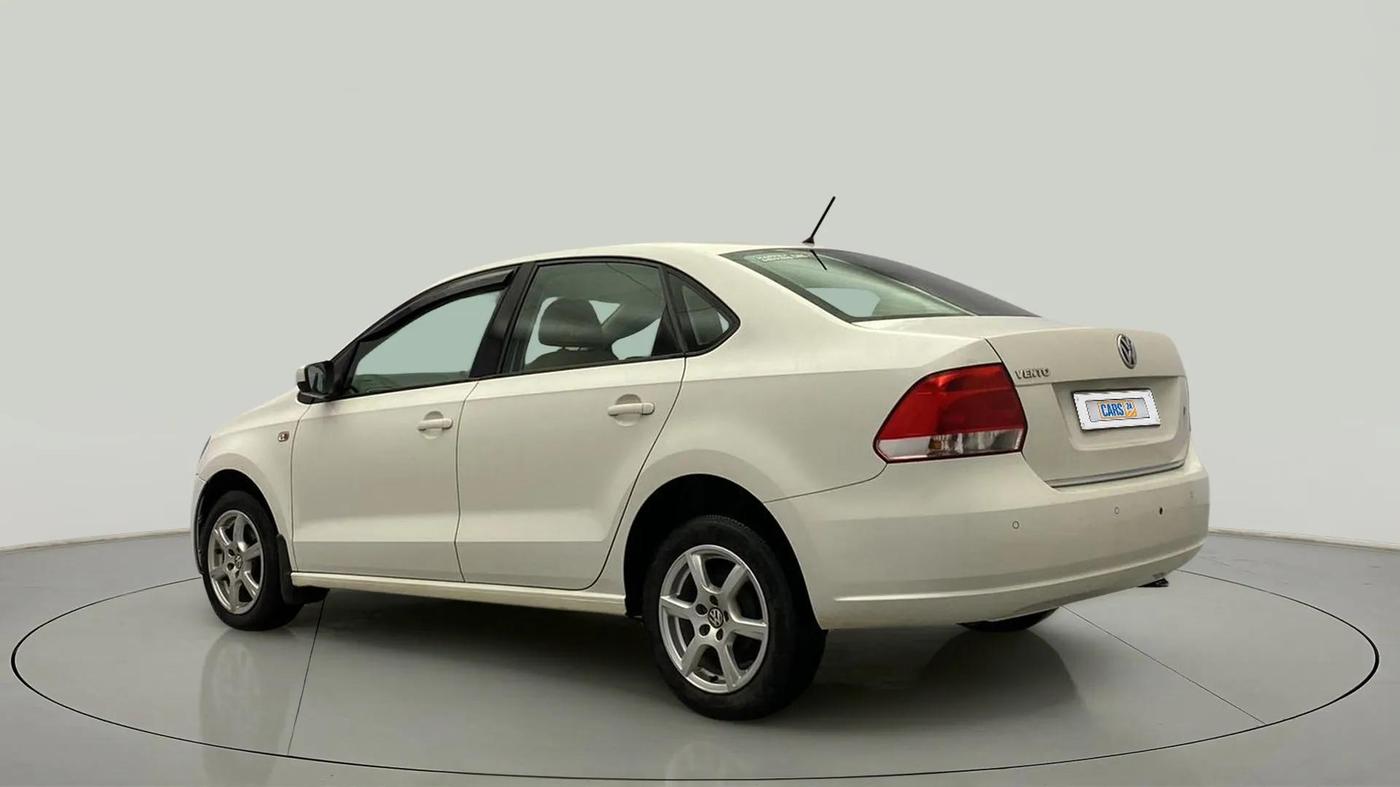 2014 Volkswagen Vento HIGHLINE 1.6 MPI, Petrol, Manual, 87,391 km, Left Back Diagonal