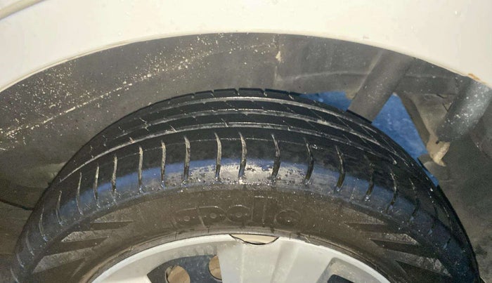 2016 Maruti Wagon R 1.0 VXI, Petrol, Manual, 35,798 km, Left Rear Tyre Tread