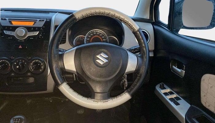 2016 Maruti Wagon R 1.0 VXI, Petrol, Manual, 35,798 km, Steering Wheel Close Up