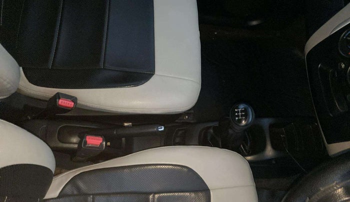 2016 Maruti Wagon R 1.0 VXI, Petrol, Manual, 35,798 km, Gear Lever