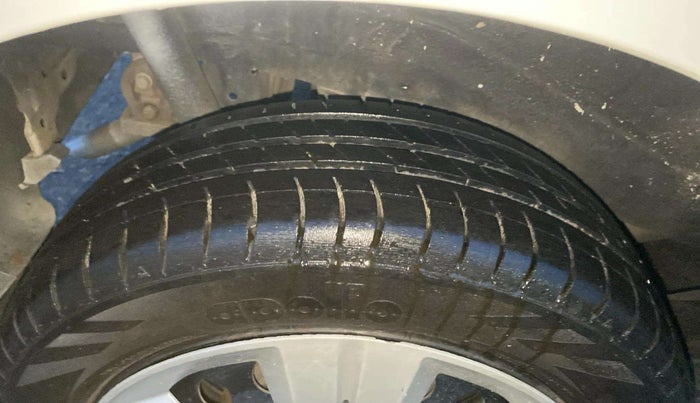 2016 Maruti Wagon R 1.0 VXI, Petrol, Manual, 35,798 km, Right Rear Tyre Tread