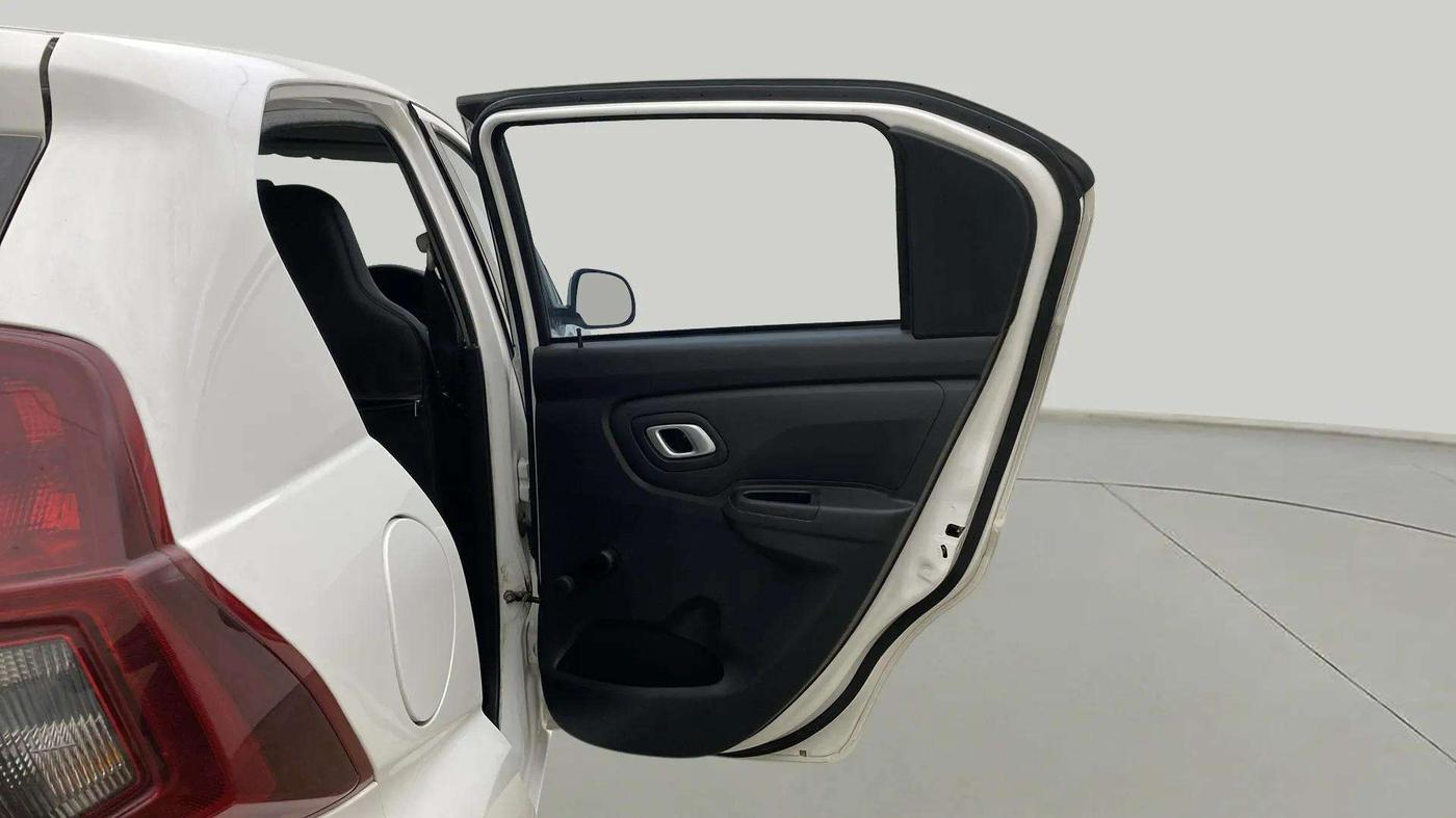 2020 Datsun Redi Go T(O) 1.0 AMT, Petrol, Automatic, 40,330 km, RHS Rear Door