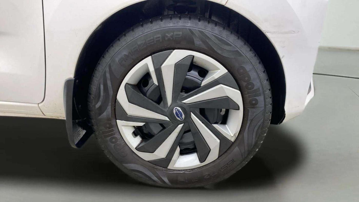 2020 Datsun Redi Go T(O) 1.0 AMT, Petrol, Automatic, 40,330 km, Right Front Wheel