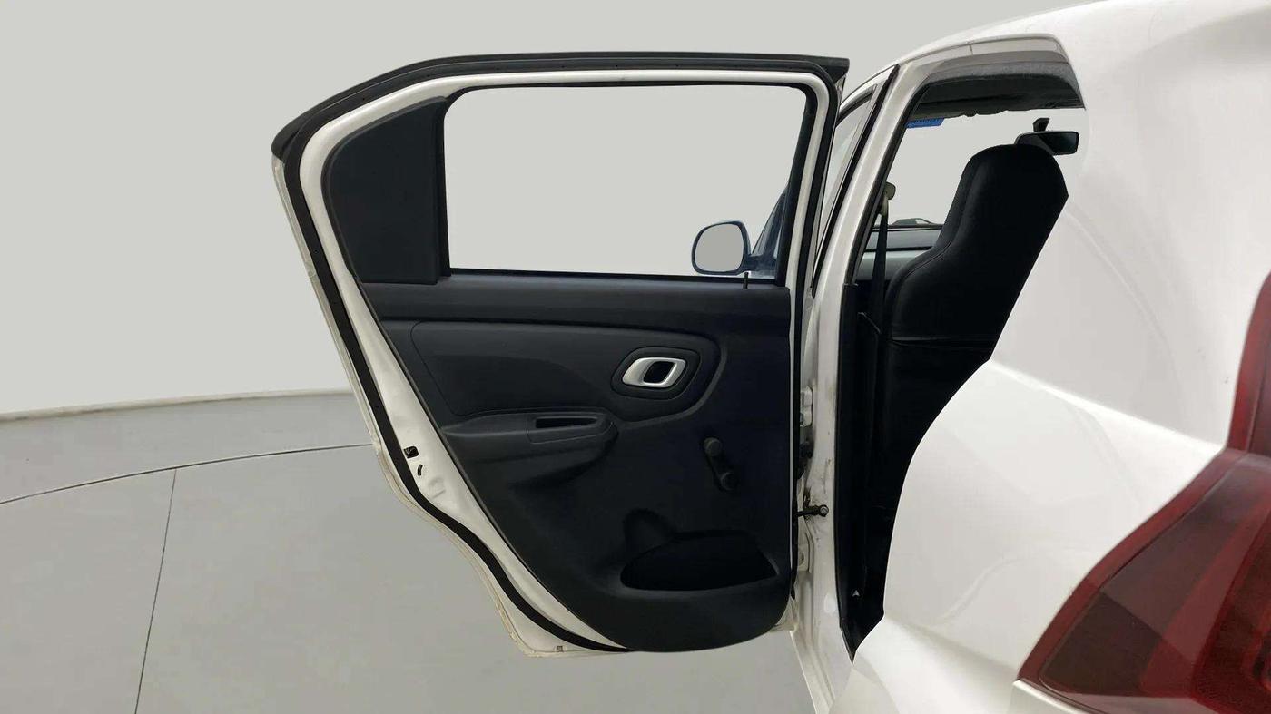 2020 Datsun Redi Go T(O) 1.0 AMT, Petrol, Automatic, 40,330 km, LHS Rear Door