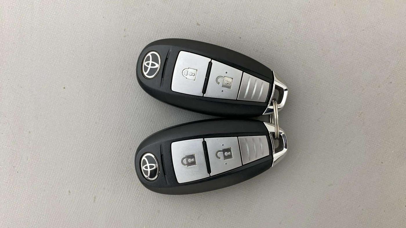 2021 Toyota URBAN CRUISER HIGH GRADE MT, Petrol, Manual, 33,897 km, Key Close Up