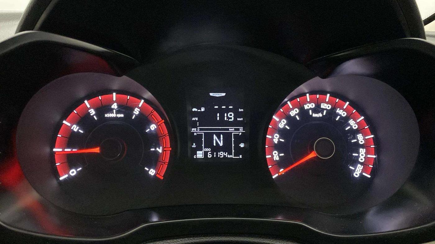 2020 Mahindra XUV300 W6 1.2 PETROL, Petrol, Manual, 61,248 km, Odometer Image