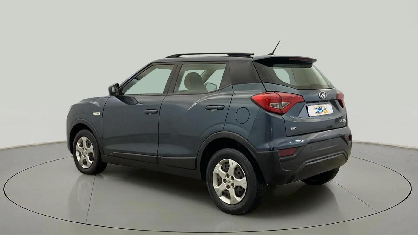 2020 Mahindra XUV300 W6 1.2 PETROL, Petrol, Manual, 61,248 km, Left Back Diagonal