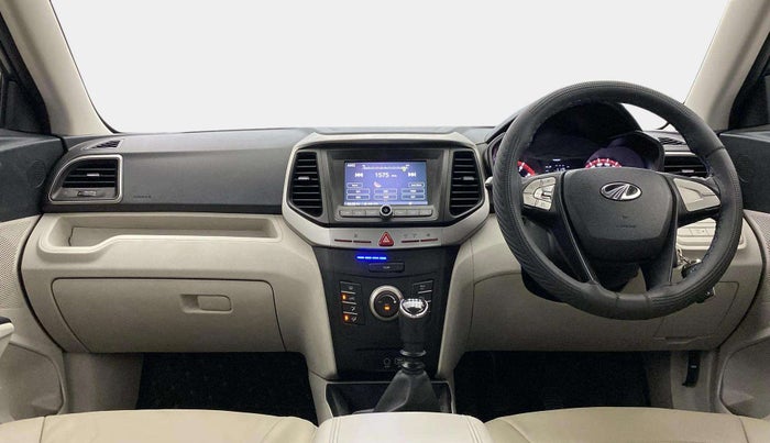 2020 Mahindra XUV300 W6 1.2 PETROL, Petrol, Manual, 61,185 km, Dashboard