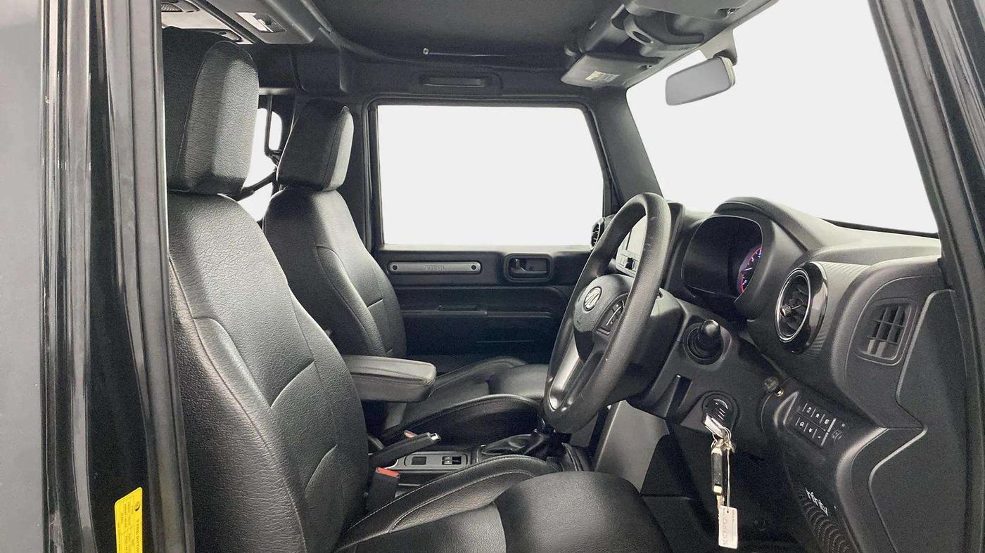 2022 Mahindra Thar LX D 4WD AT CONVERTIBLE, Diesel, Automatic, 31,234 km, Right Side Front Door Cabin