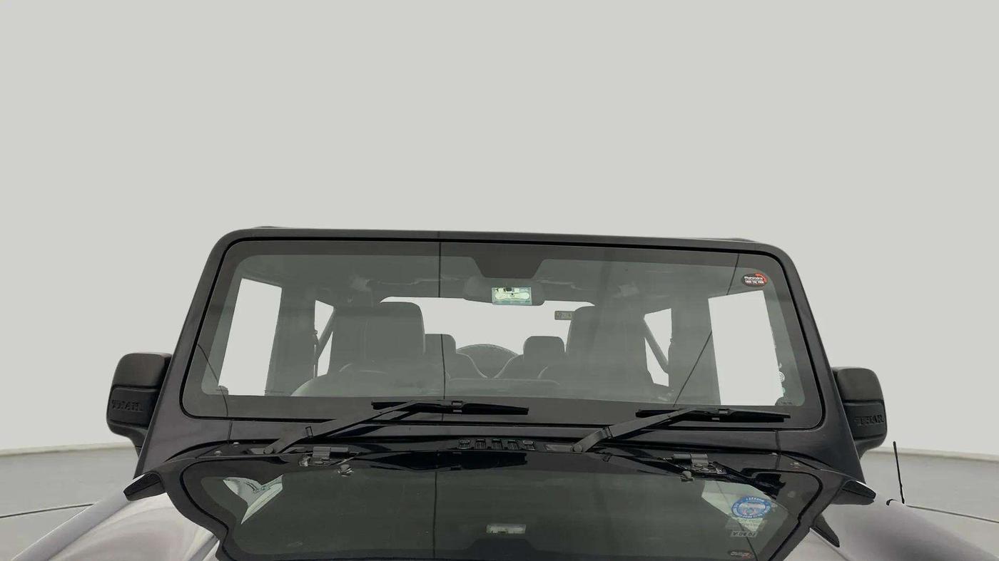 2022 Mahindra Thar LX D 4WD AT CONVERTIBLE, Diesel, Automatic, 31,234 km, Front Windshield