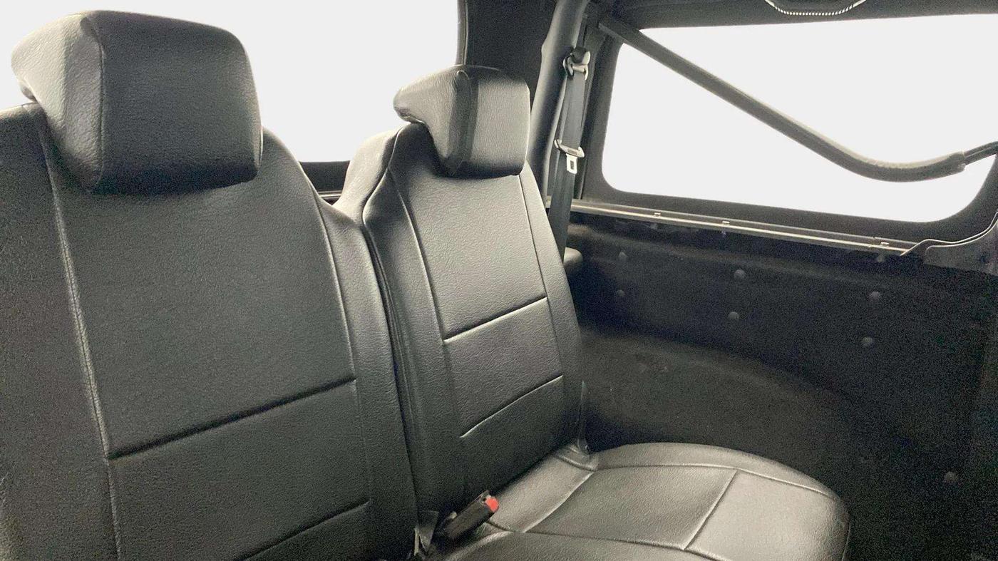 2022 Mahindra Thar LX D 4WD AT CONVERTIBLE, Diesel, Automatic, 31,234 km, Right Side Rear Door Cabin