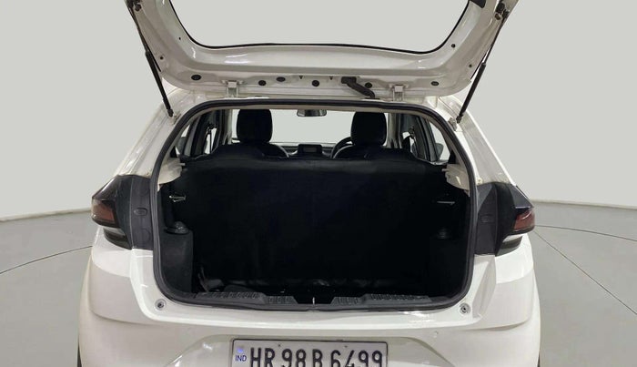 2021 Tata ALTROZ XE PETROL, Petrol, Manual, 40,456 km, Boot Inside