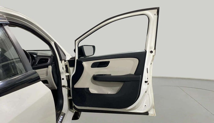 2021 Tata ALTROZ XE PETROL, Petrol, Manual, 40,456 km, RHS Front Door