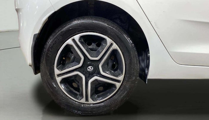 2021 Tata ALTROZ XE PETROL, Petrol, Manual, 40,456 km, Right Rear Wheel