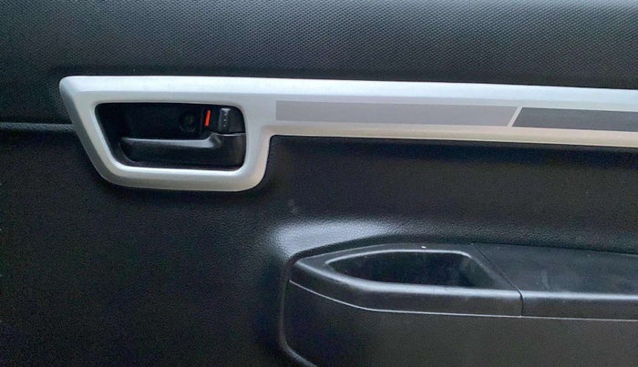 2021 Maruti S PRESSO VXI+, Petrol, Manual, 66,973 km, Driver Side Door Panels Control