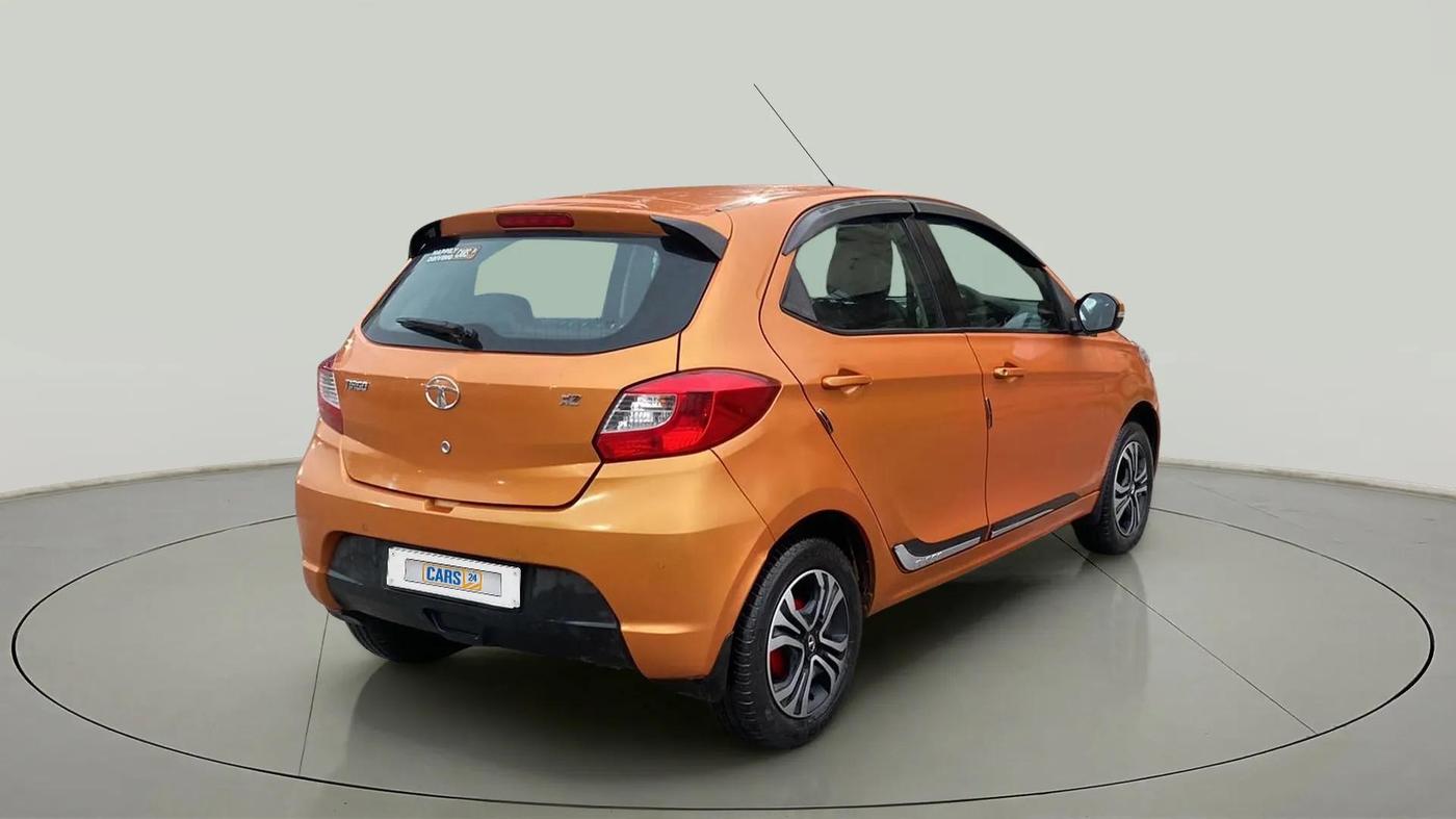 2018 Tata Tiago XZ PETROL, Petrol, Manual, 27,803 km, Right Back Diagonal
