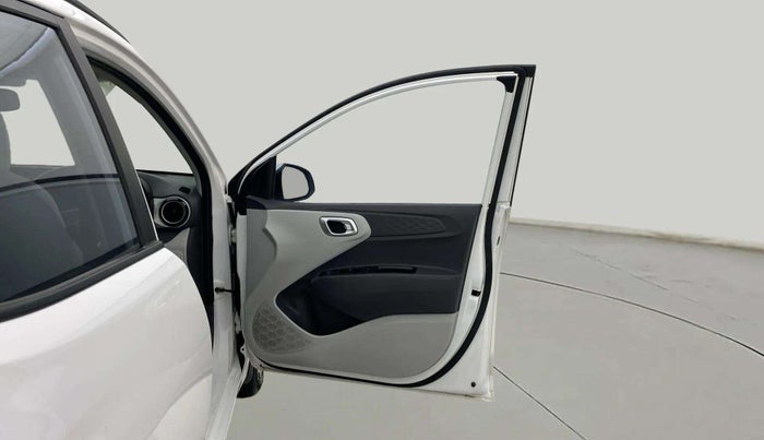 2023 Hyundai GRAND I10 NIOS SPORTZ 1.2 KAPPA VTVT CNG, CNG, Manual, 33,468 km, RHS Front Door