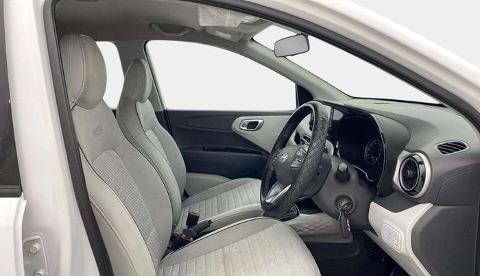 2023 Hyundai GRAND I10 NIOS SPORTZ 1.2 KAPPA VTVT CNG, CNG, Manual, 33,468 km, Right Side Front Door Cabin