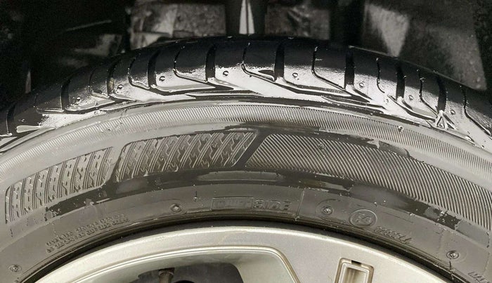 2021 Tata NEXON XZ PETROL, Petrol, Manual, 81,483 km, Right Front Tyre Tread