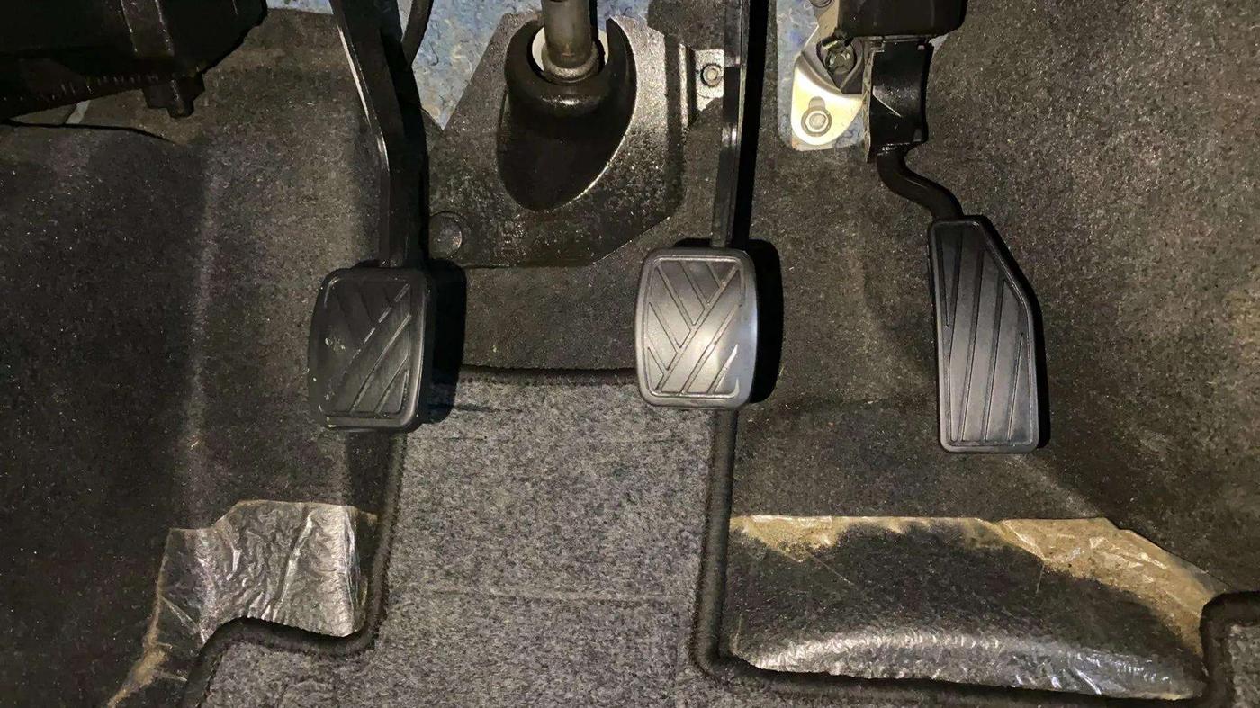 2019 Maruti New Wagon-R LXI CNG 1.0, CNG, Manual, 60,953 km, Pedals