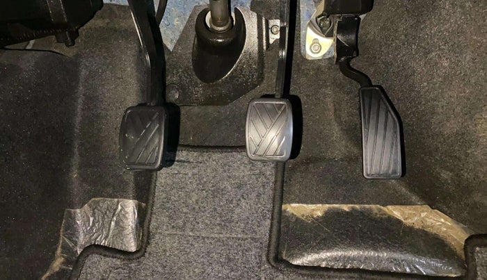 2019 Maruti New Wagon-R LXI CNG 1.0, CNG, Manual, 60,953 km, Pedals