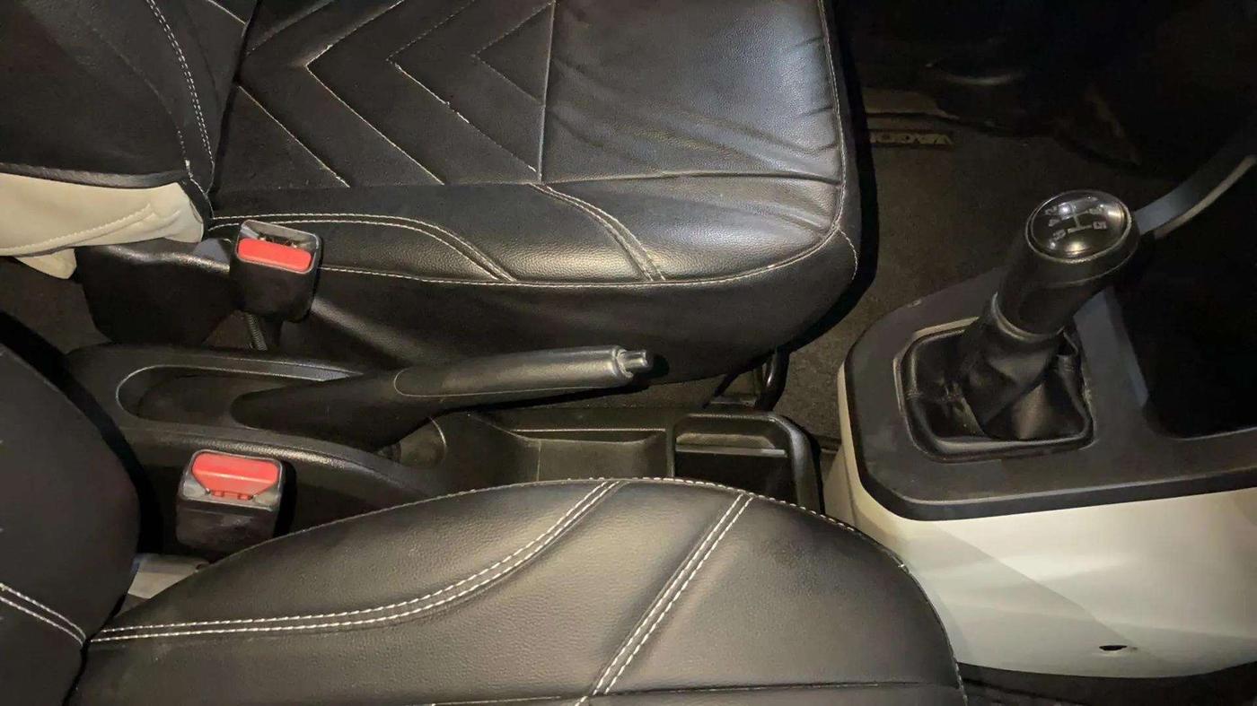 2019 Maruti New Wagon-R LXI CNG 1.0, CNG, Manual, 60,953 km, Gear Lever