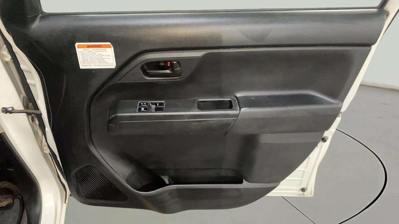 2019 Maruti New Wagon-R LXI CNG 1.0, CNG, Manual, 60,953 km, Driver Side Door Panels Control