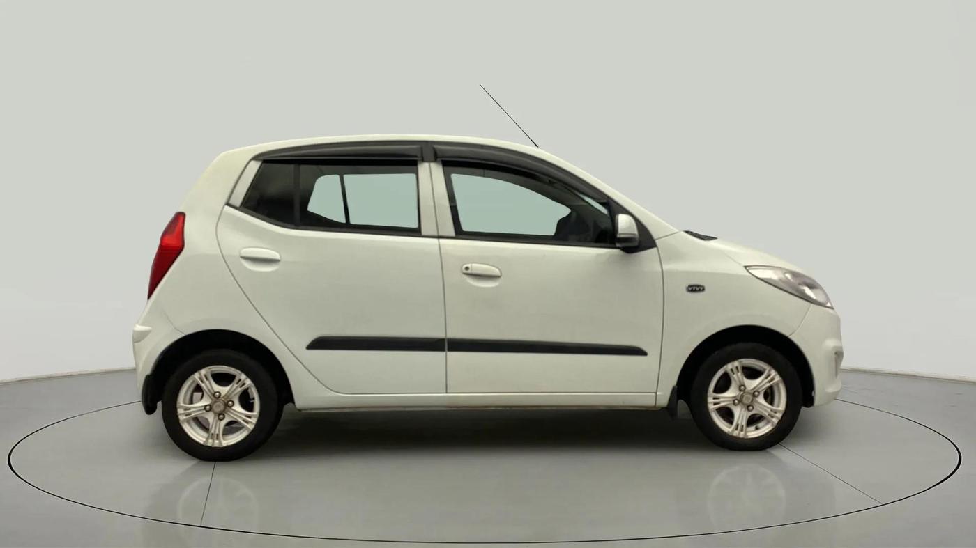 2013 Hyundai i10 MAGNA 1.2, Petrol, Manual, 57,375 km, Right Side View