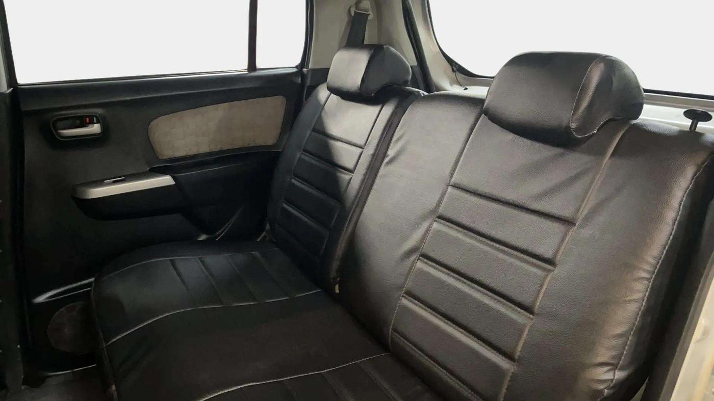2014 Maruti Wagon R 1.0 VXI, Petrol, Manual, 76,477 km, Right Side Rear Door Cabin