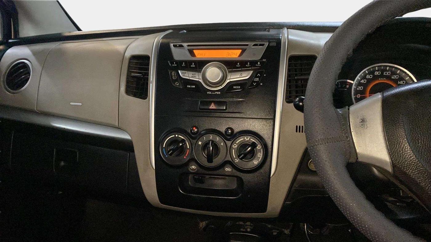 2014 Maruti Wagon R 1.0 VXI, Petrol, Manual, 76,477 km, Air Conditioner