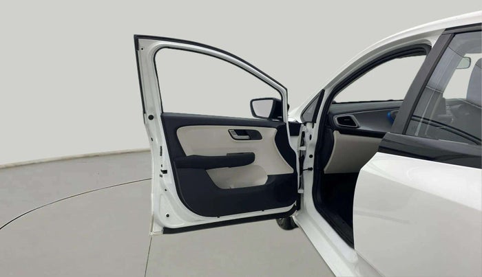 2024 Tata ALTROZ XZA, Petrol, Automatic, 11,633 km, LHS Front Door