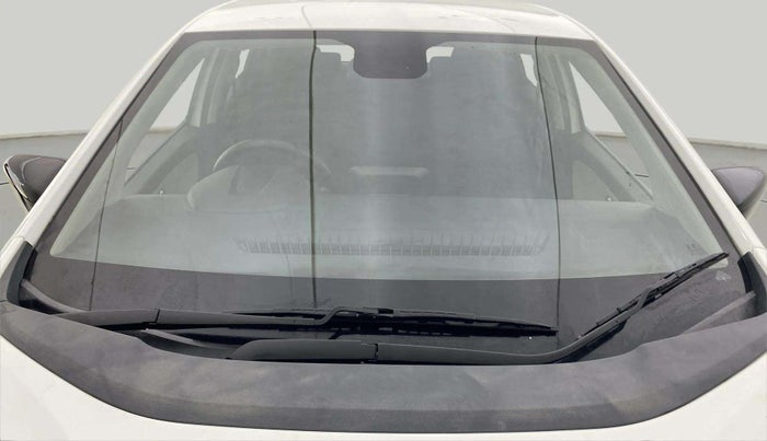 2024 Tata ALTROZ XZA, Petrol, Automatic, 11,633 km, Front Windshield
