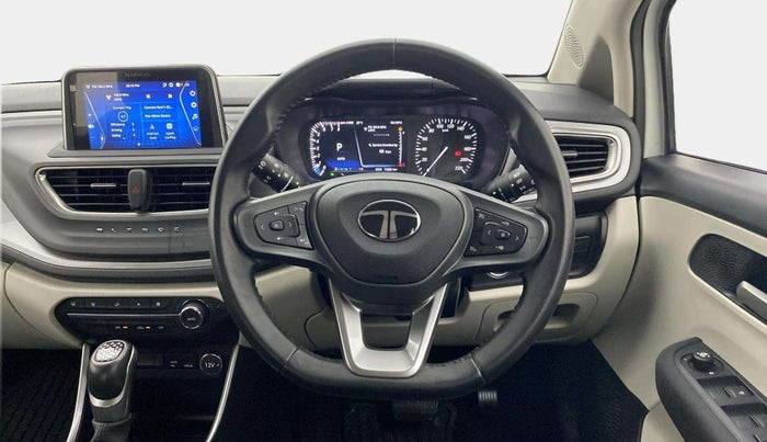 2024 Tata ALTROZ XZA, Petrol, Automatic, 11,633 km, Steering Wheel Close Up
