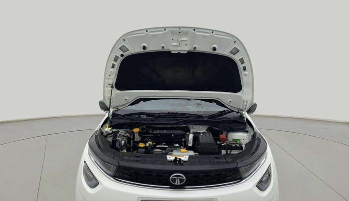 2024 Tata ALTROZ XZA, Petrol, Automatic, 11,633 km, Open Bonet