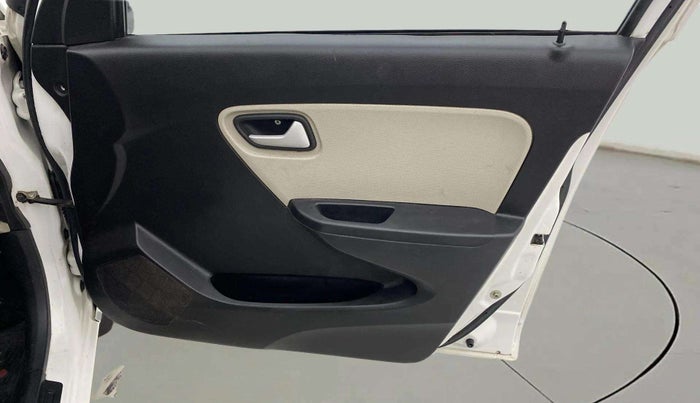 2021 Maruti Alto LXI OPT CNG, CNG, Manual, 79,714 km, Driver Side Door Panels Control