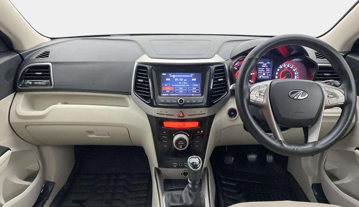 2022 Mahindra XUV300 W8 1.5 DIESEL, Diesel, Manual, 30,214 km, Dashboard