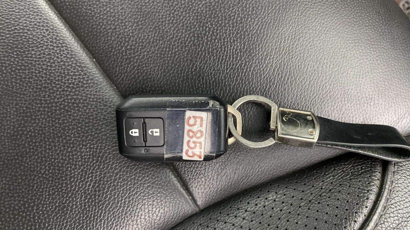 2020 Maruti XL6 ALPHA AT, Petrol, Automatic, 11,067 km, Key Close Up