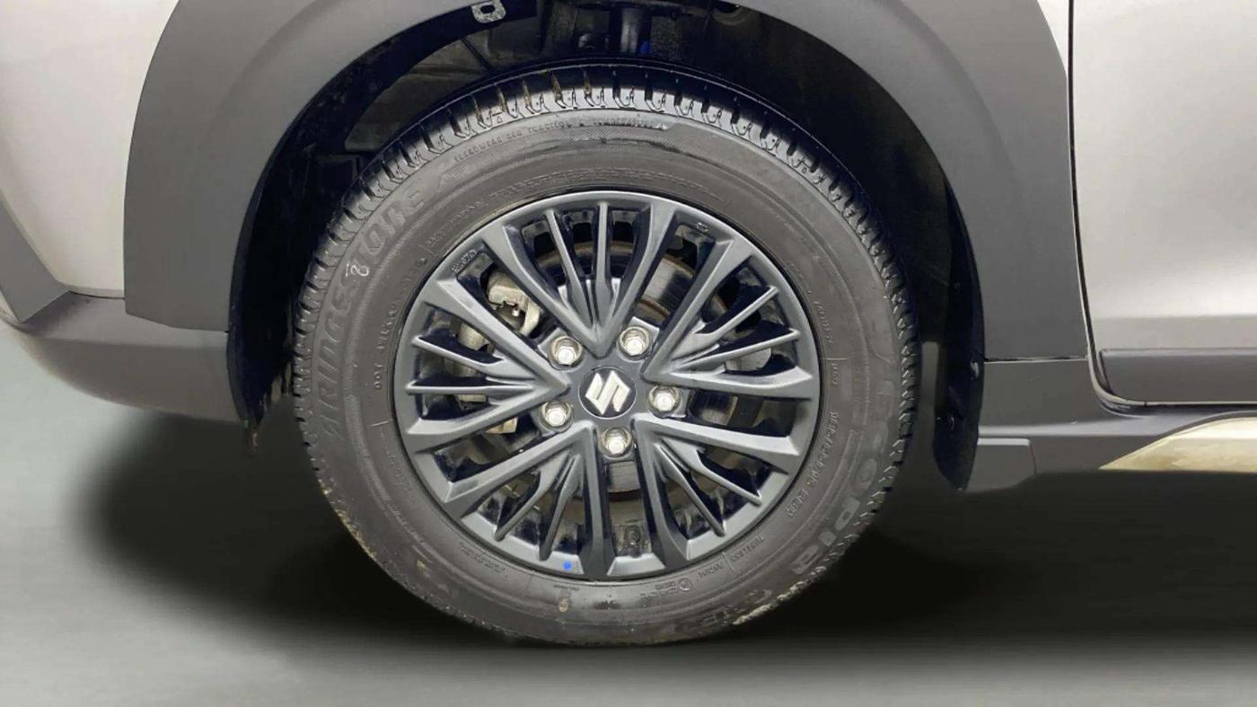 2020 Maruti XL6 ALPHA AT, Petrol, Automatic, 11,067 km, Left Front Wheel