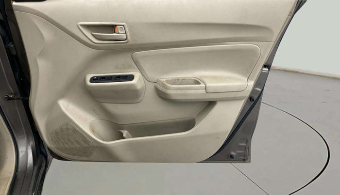 2019 Maruti Dzire LXI, Petrol, Manual, 66,570 km, Driver Side Door Panels Control
