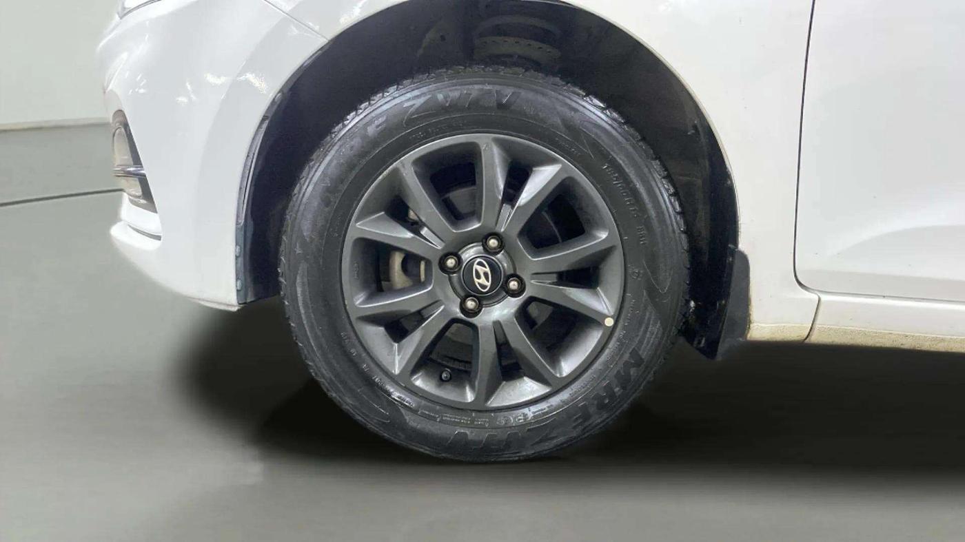2020 Hyundai Elite i20 SPORTZ PLUS 1.2, Petrol, Manual, 33,312 km, Left Front Wheel