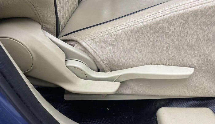2019 Maruti Dzire VXI, Petrol, Manual, 21,174 km, Driver Side Adjustment Panel