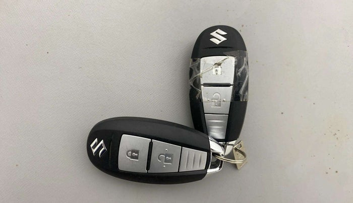 2018 Maruti Baleno ALPHA PETROL 1.2, Petrol, Manual, 54,547 km, Key Close Up