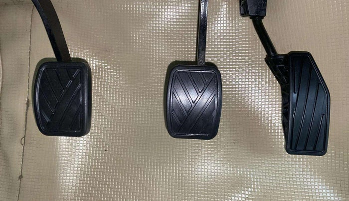 2019 Maruti Swift LXI, Petrol, Manual, 62,108 km, Pedals