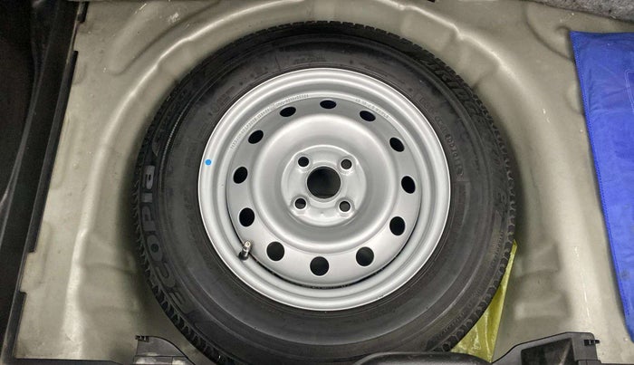2019 Maruti Swift LXI, Petrol, Manual, 62,108 km, Spare Tyre